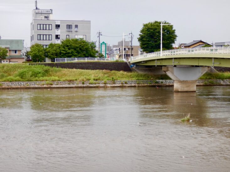 誰が望んだ光景でしょう。